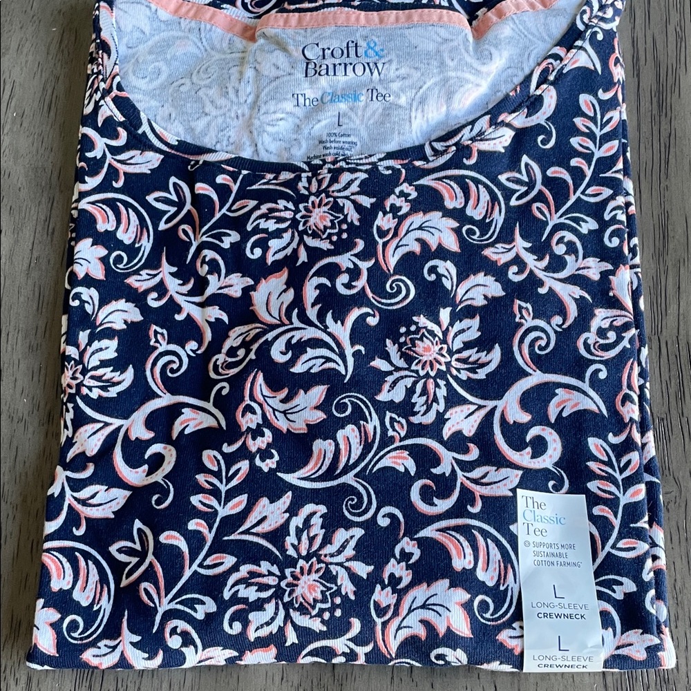 Women’s Croft & Barrow Navy/White/Coral  Floral Long Sleeve Crewneck Tee